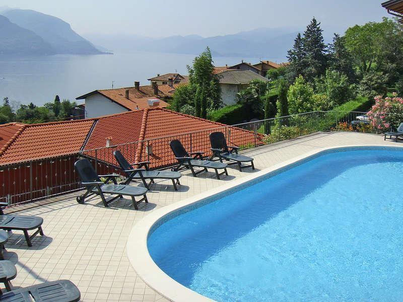 Residenza Romina Sleeps 8 With Pool- By Italian Apartments Rezzonico Quarto foto